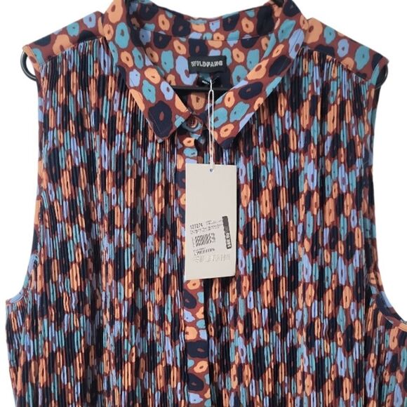 Wildfang The Empower Plisse Sleeveless - Picture 5 of 7